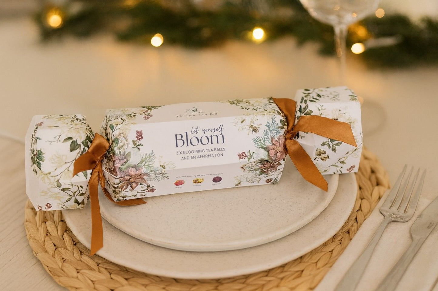Better Tea Co. Blooming Cracker | Gold