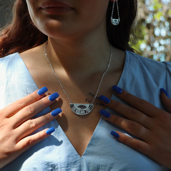 Little Taonga Breastplate Necklace | Silver