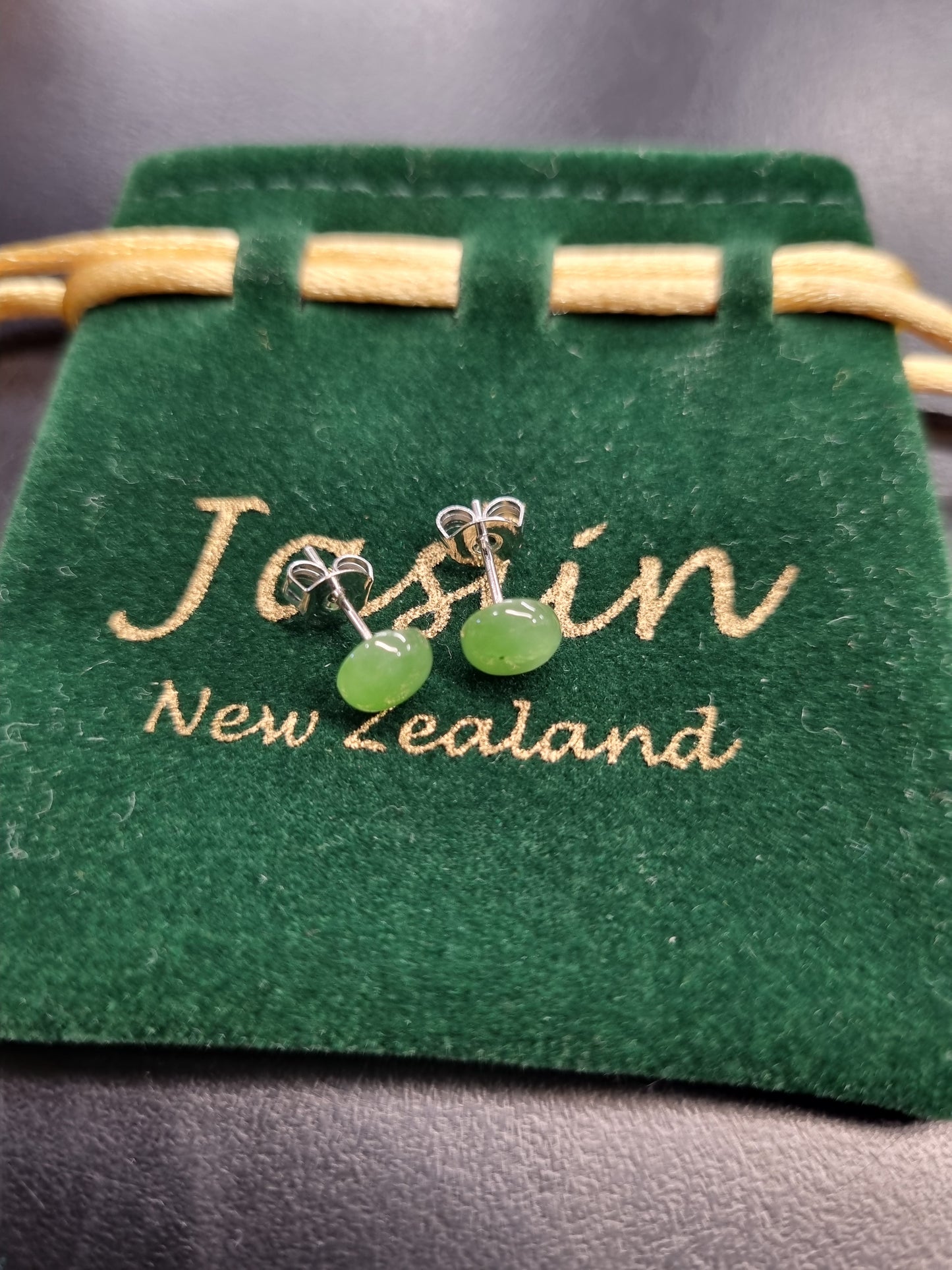 Jaslin Greenstone - Round Studs