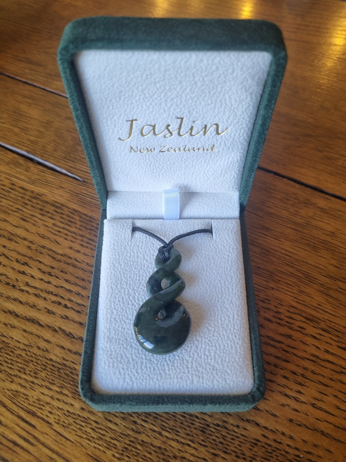 Jaslin Greenstone - Double Twist Necklace