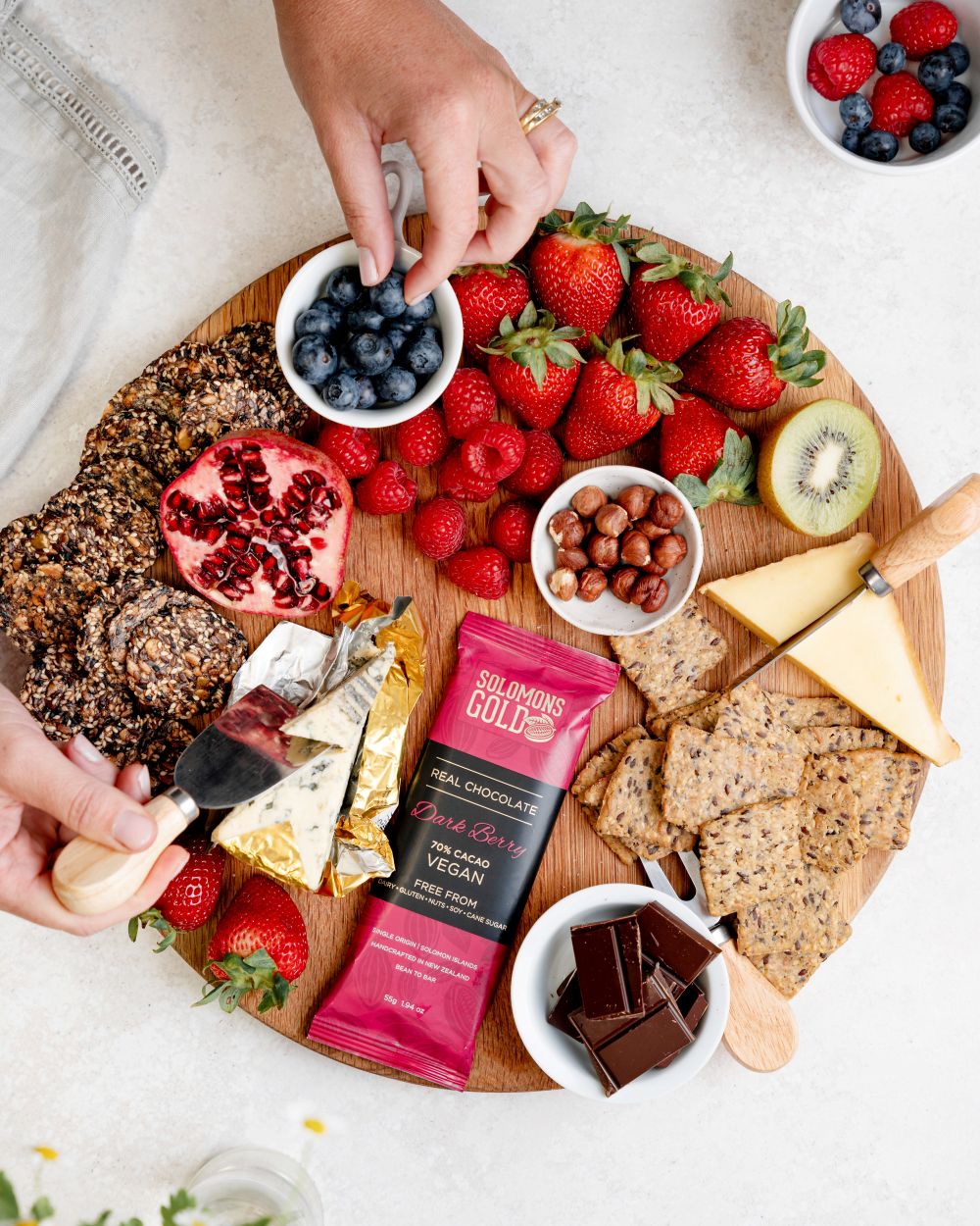 Solomons Gold Vegan Chocolate | Dark Berry 70% 55g