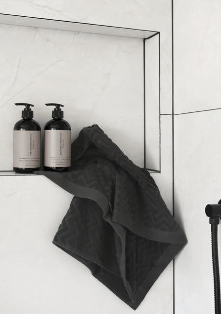 Therapy Man Hand and Body Wash 500ml | Sea Salt Sandalwood