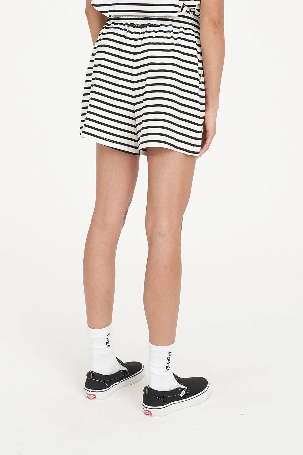 Huffer Oui Oui Relax Shorts | Black/Chalk