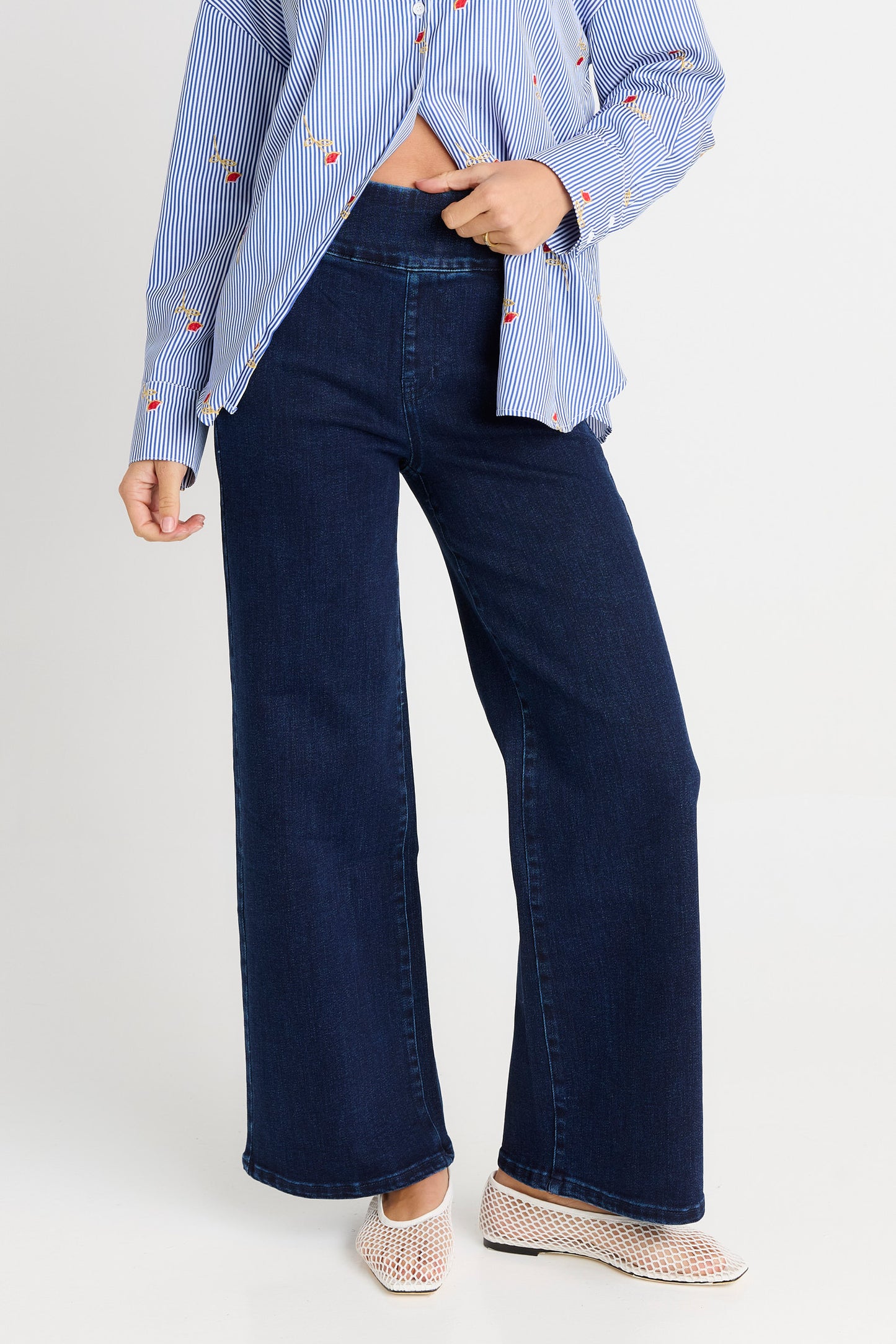 Betty Basics Straight Stretch Indy Jeans | Indy Blue