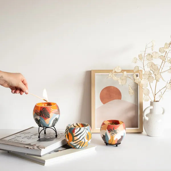 Glowing Glass Tealight Holder - Coral Leaf