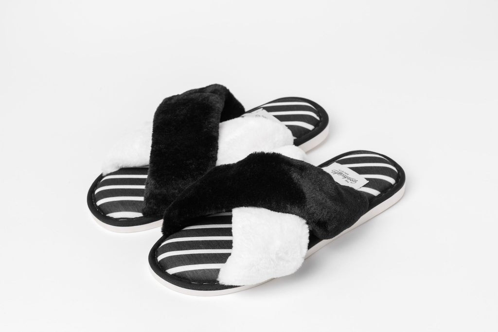 The Goodnight Society Crossover Hotel Slides - Black/White