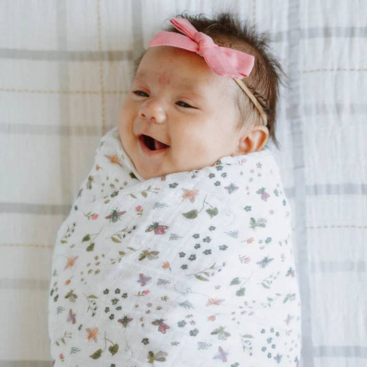 Little Unicorn Single Cotton Muslin Swaddle | Garden Bees