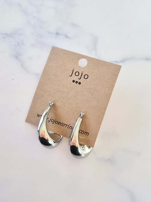 JOJO Vanessa Earrings