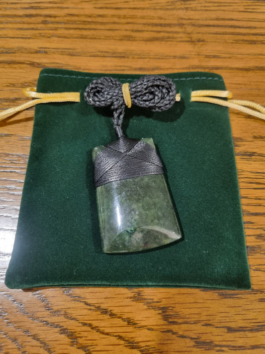 Jaslin Greenstone - Bound Toki Necklace