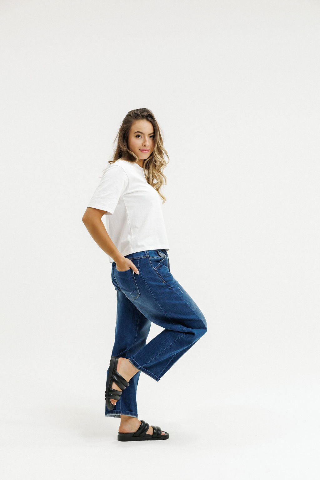 Homelee Barrel Jeans | Blue Wash