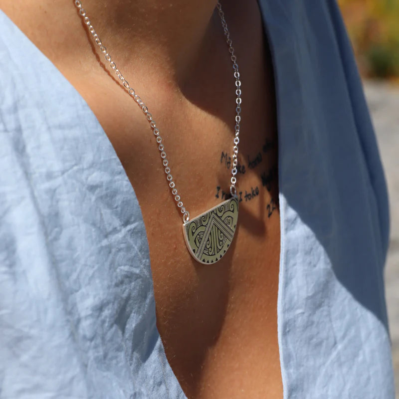 Little Taonga Maunga-nui Breastplate Necklace