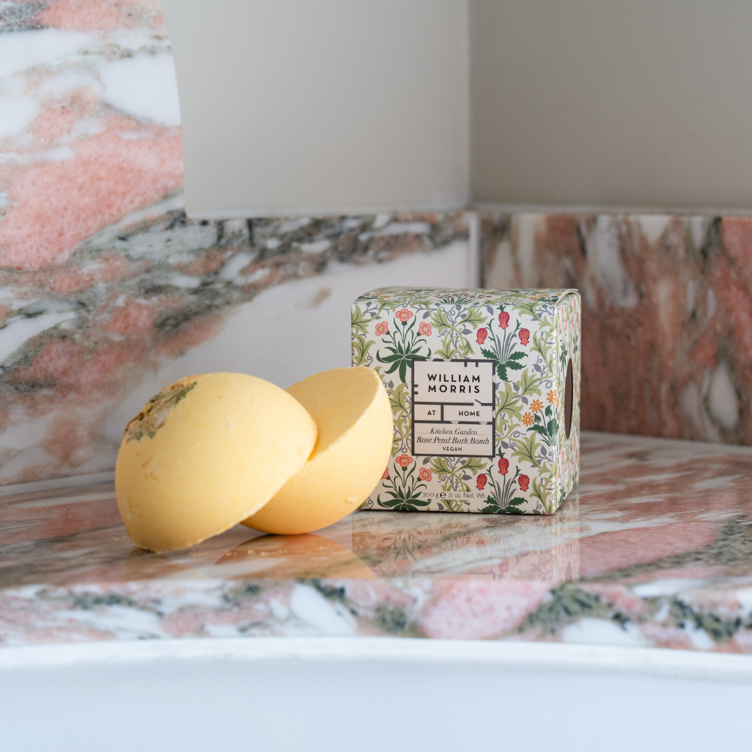 William Morris Kitchen Garden Post | Gardening Care Flowerpot Tin