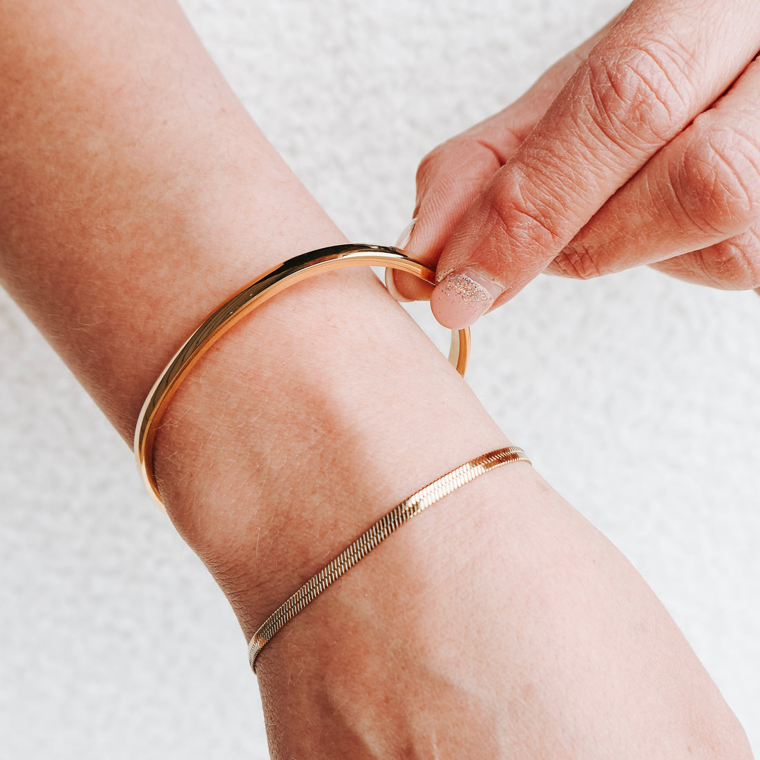 Katy B Small Oval Bangle
