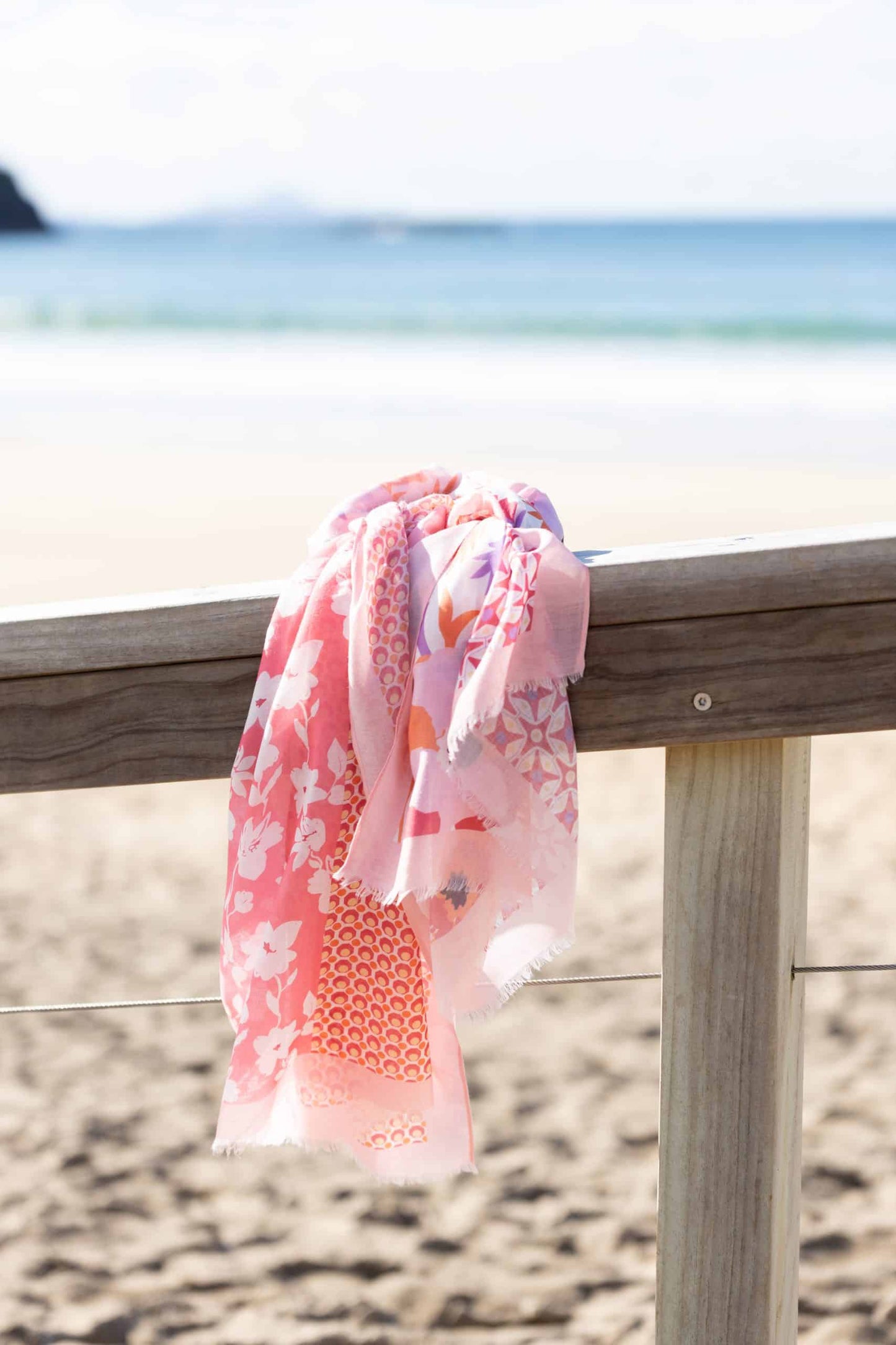 Stilen Saff Scarf | Pink