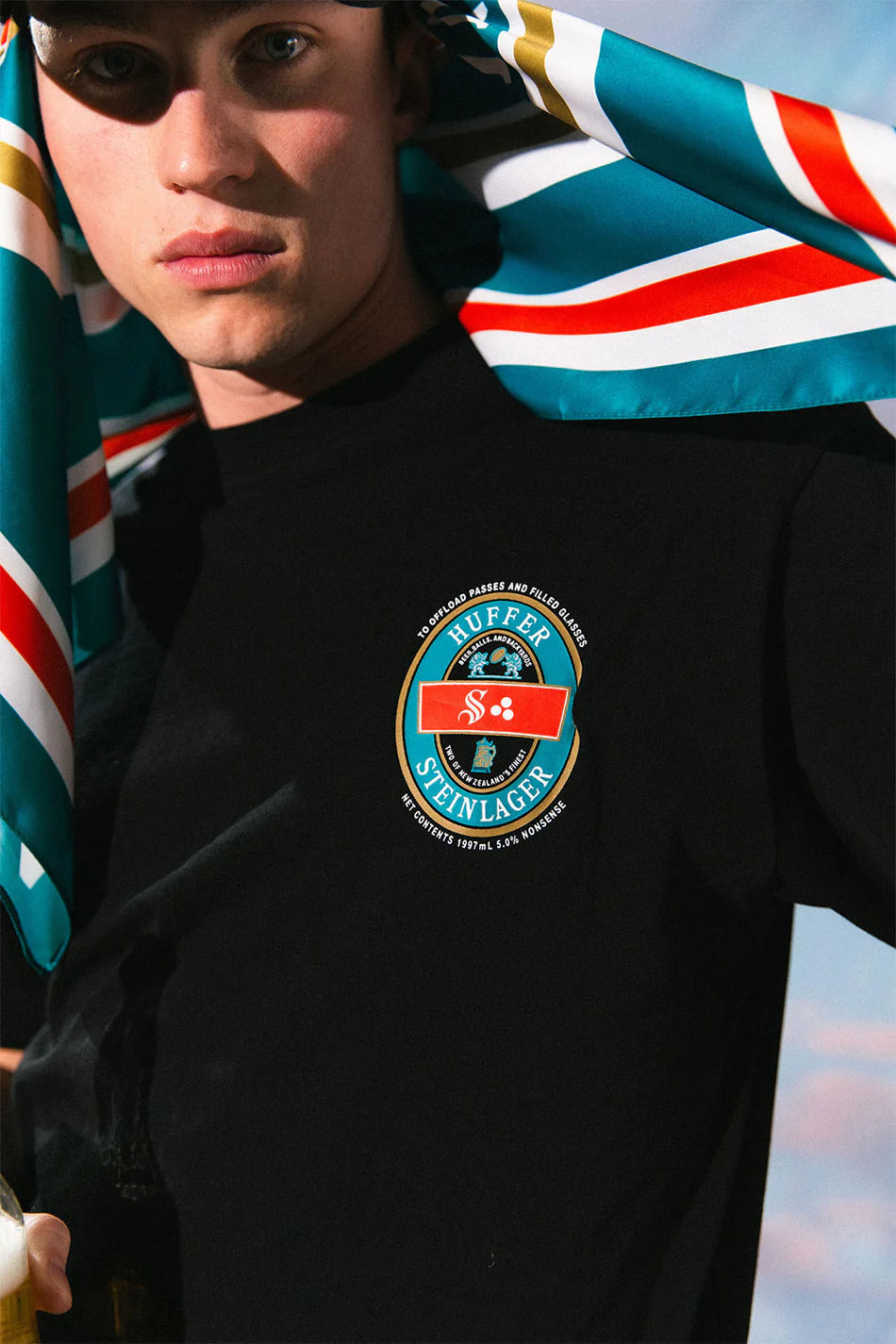 Huffer Mens Steinlager Sup Tee Offload | Black