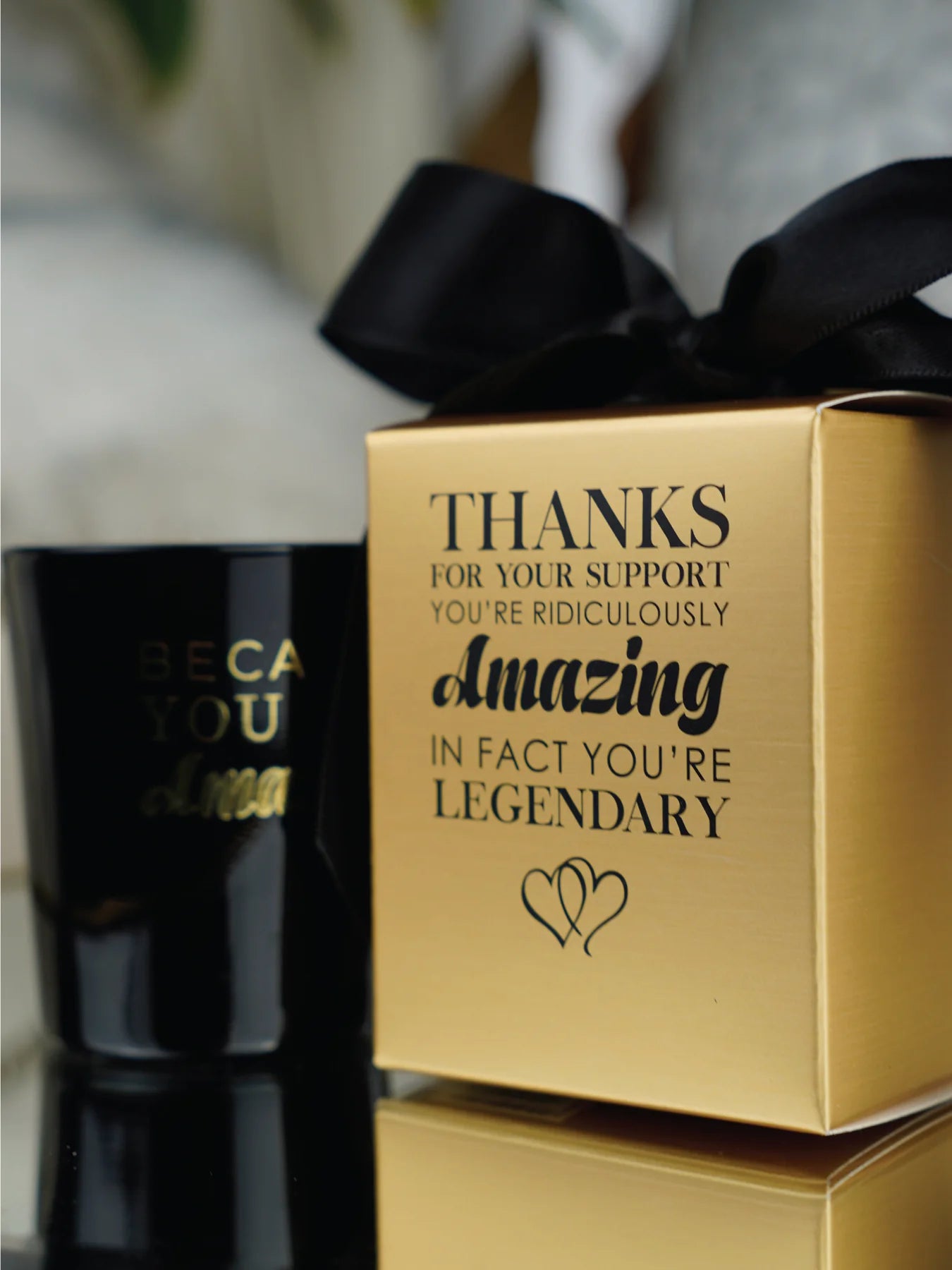 Surmanti Amazing Votive Candle | White Lily