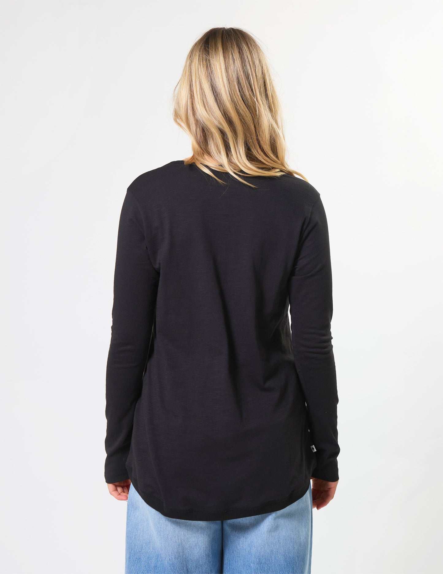 Stella + Gemma Parker V Top | Black