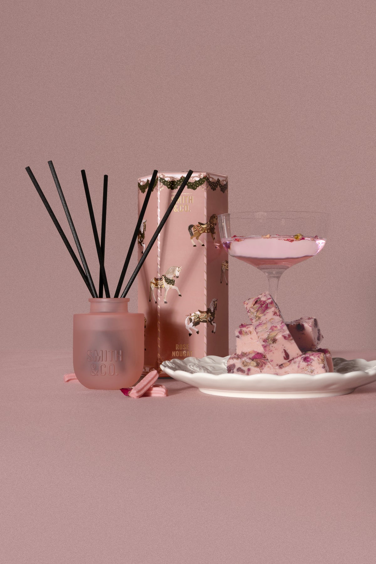 Smith & Co Festive Diffuser 100ml - Rose Nougat