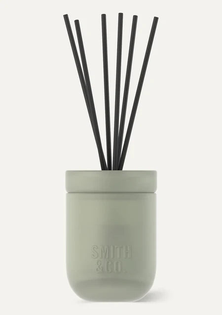 Smith and Co. Diffuser 200ml | Amber and Freesia