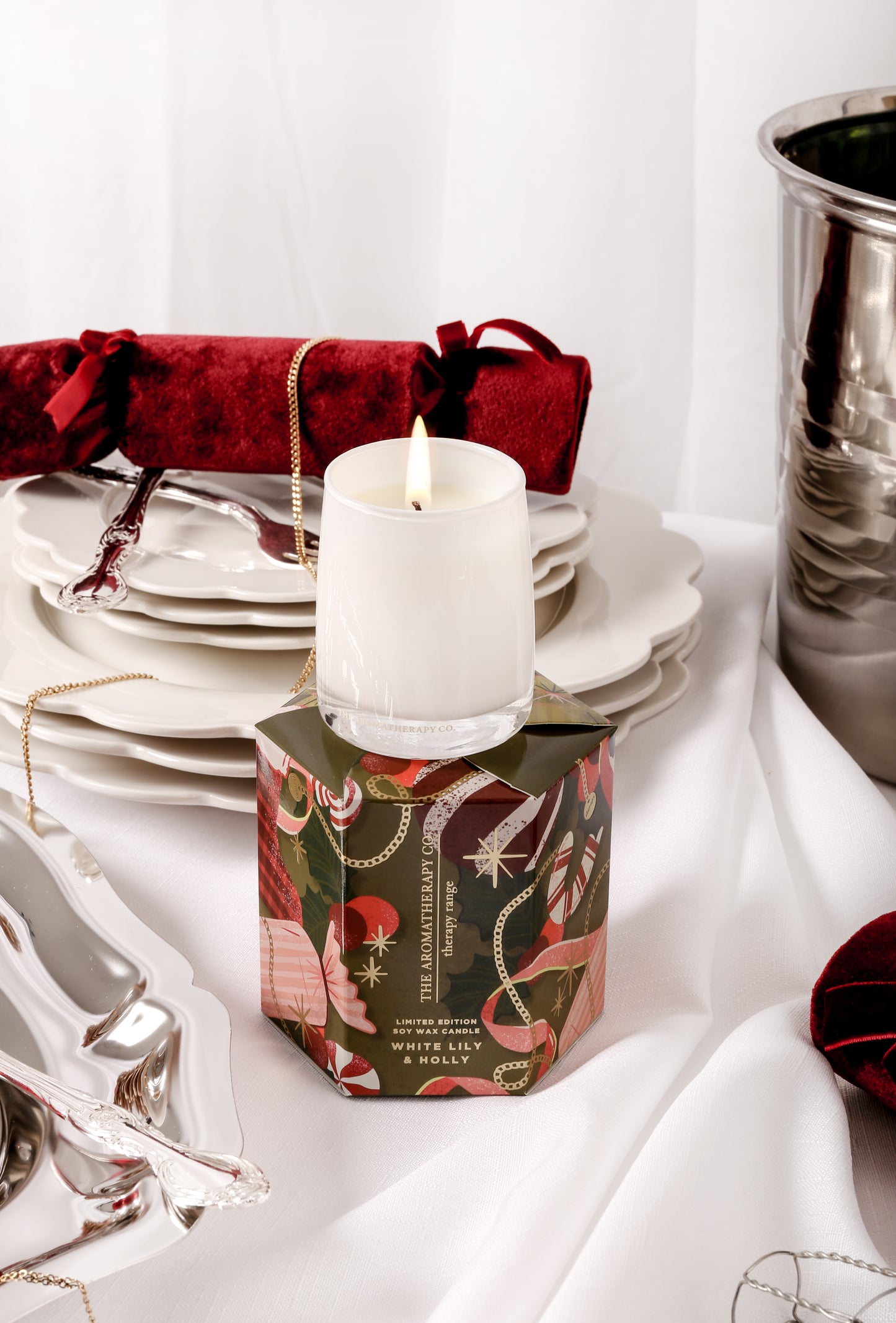 Therapy Limited Edition Festive Collection Candle | White Lily & Holly 80g