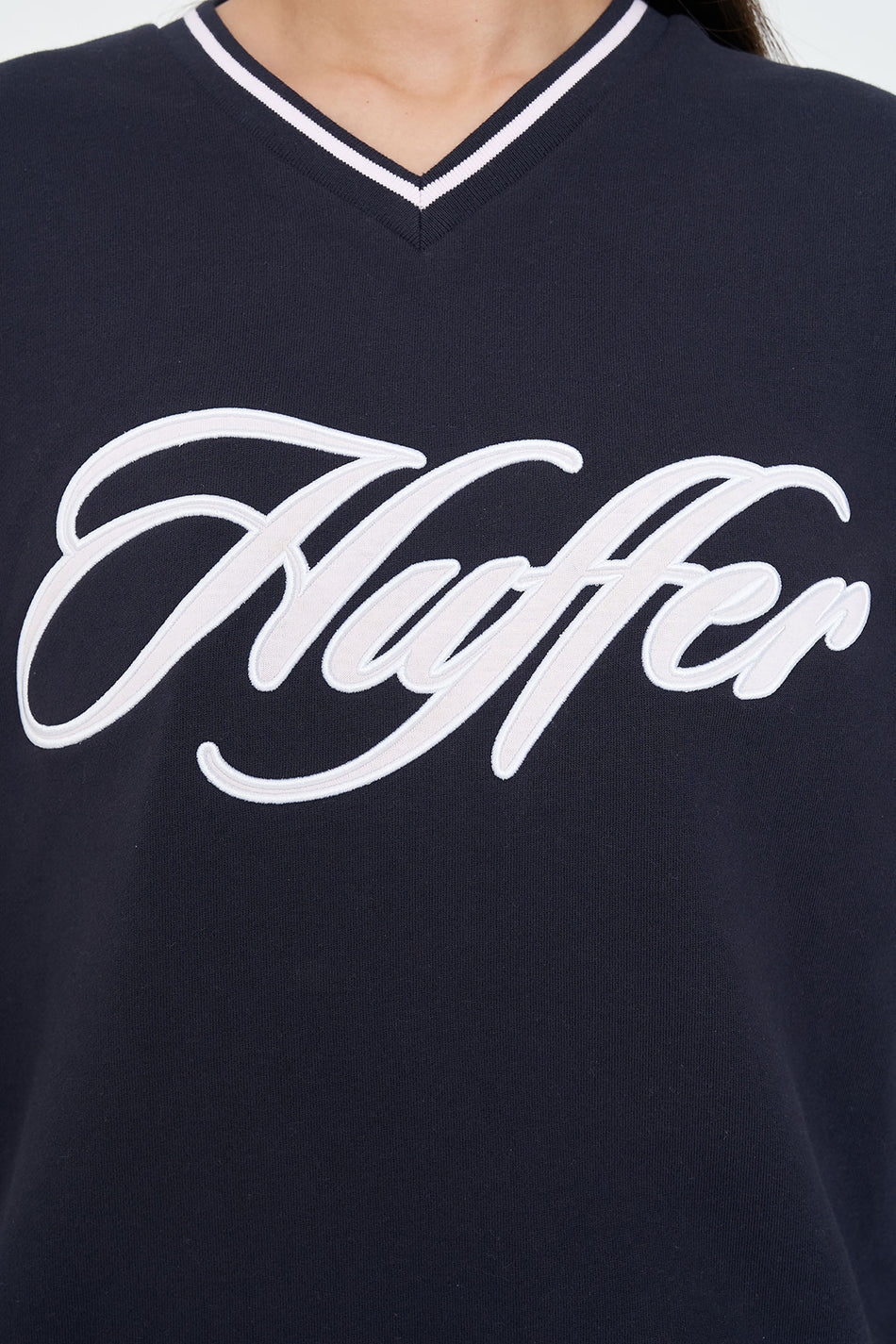 Huffer V-Neck Saturday Crew | Navy