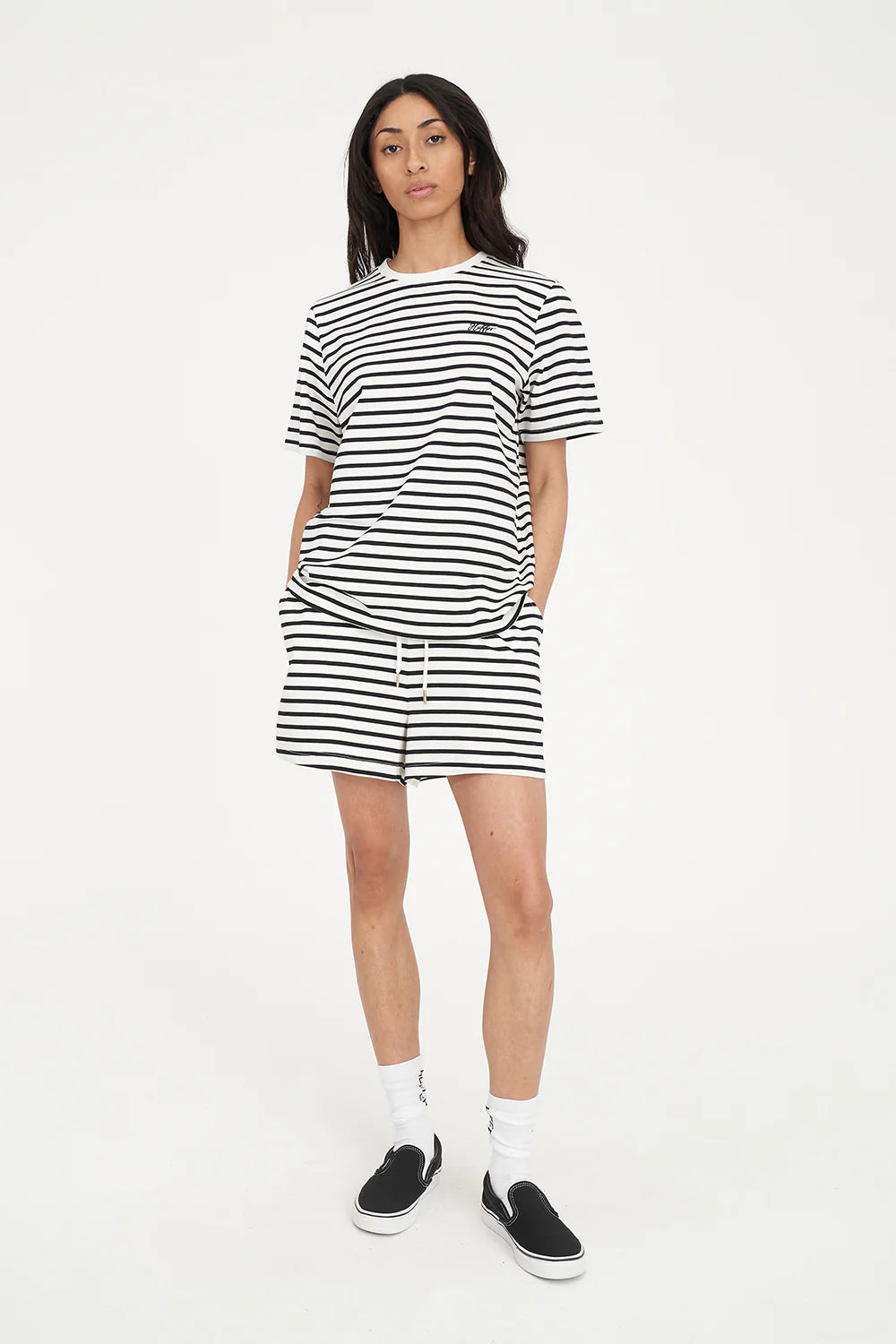 Huffer Oui Oui Relax Shorts | Black/Chalk