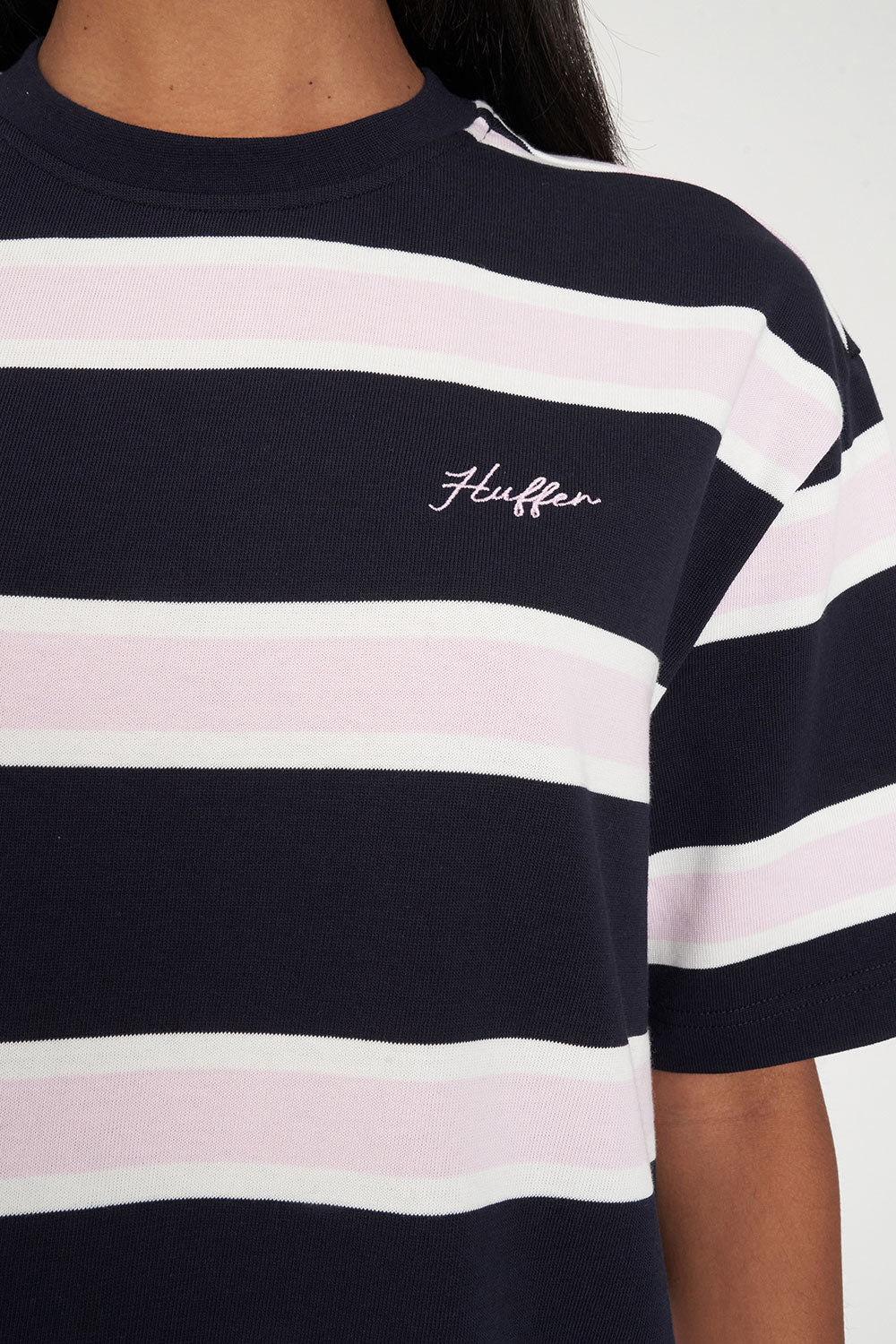 Huffer Brooklyn Relax Tee | Navy/Petal