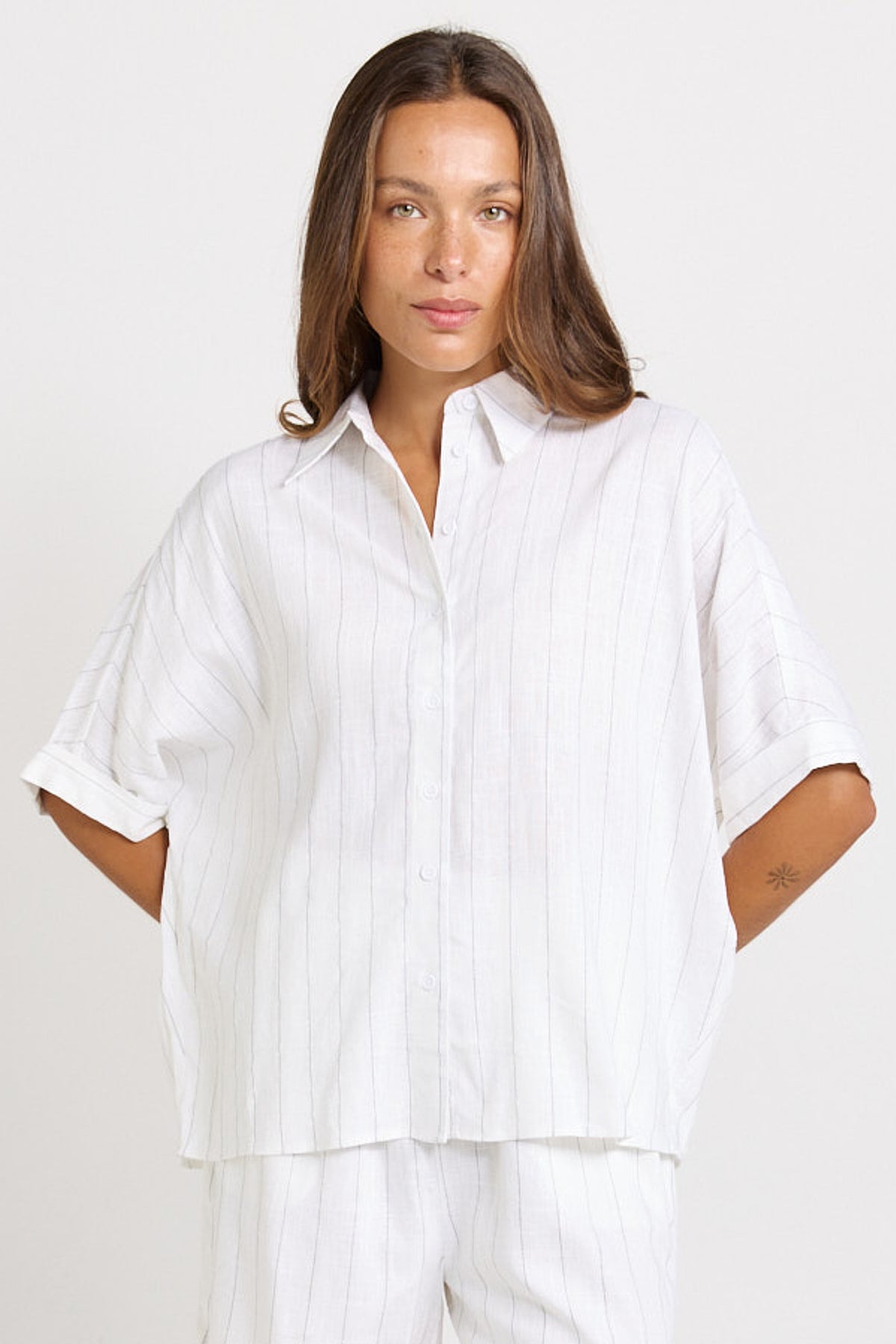 Betty Basics Ophelia Shirt | White / Black White Stripe