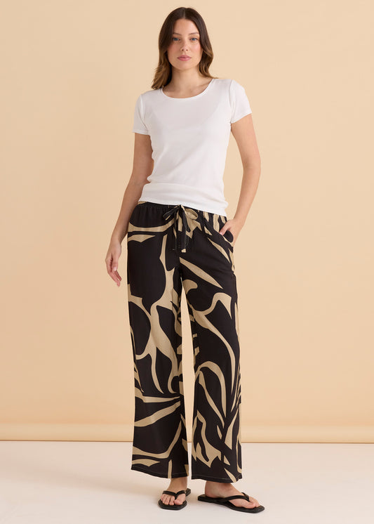 Betty Basics Sutton Relax Pant | Monochrome Floral
