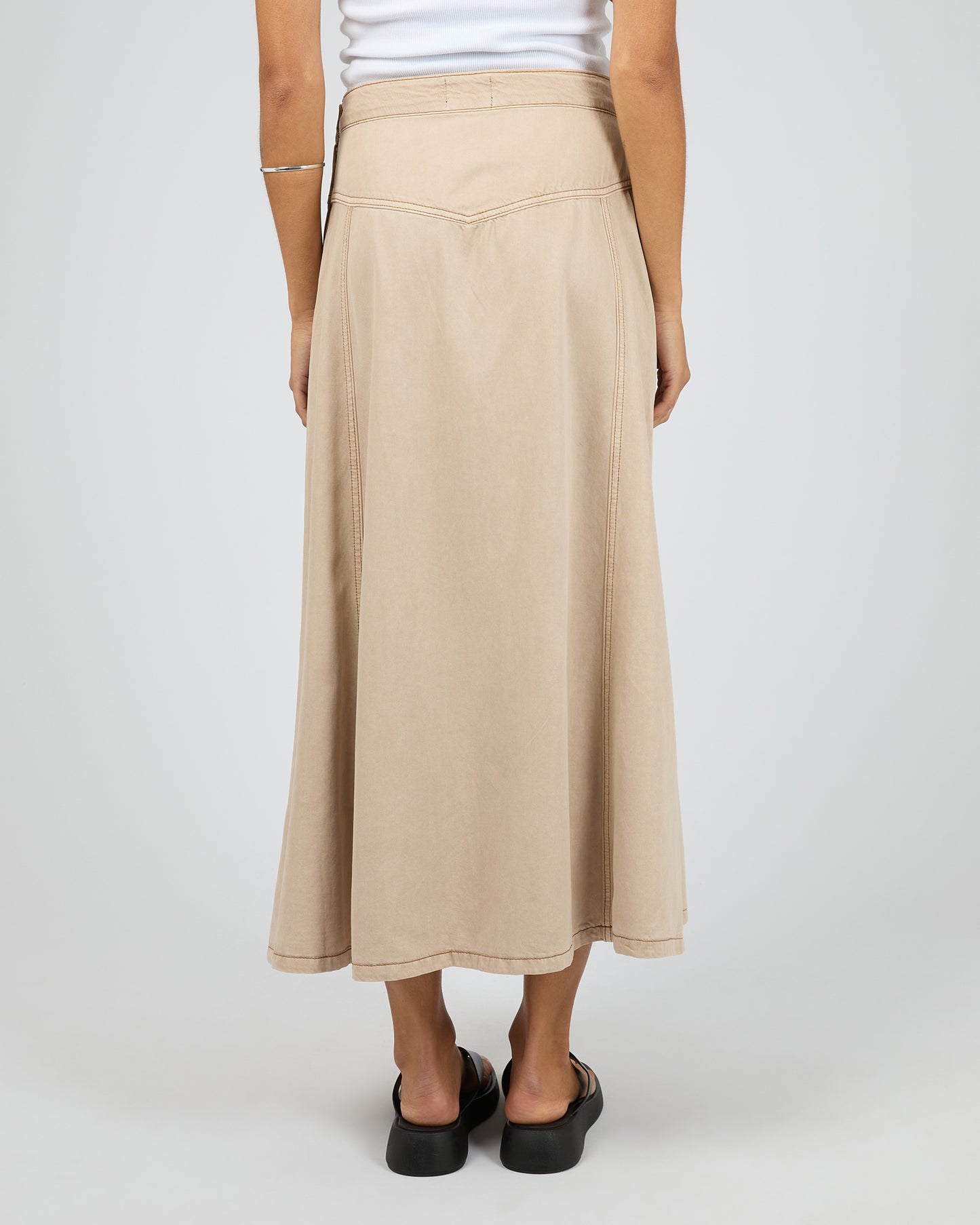Silent Theory Cove Maxi Skirt | Beige