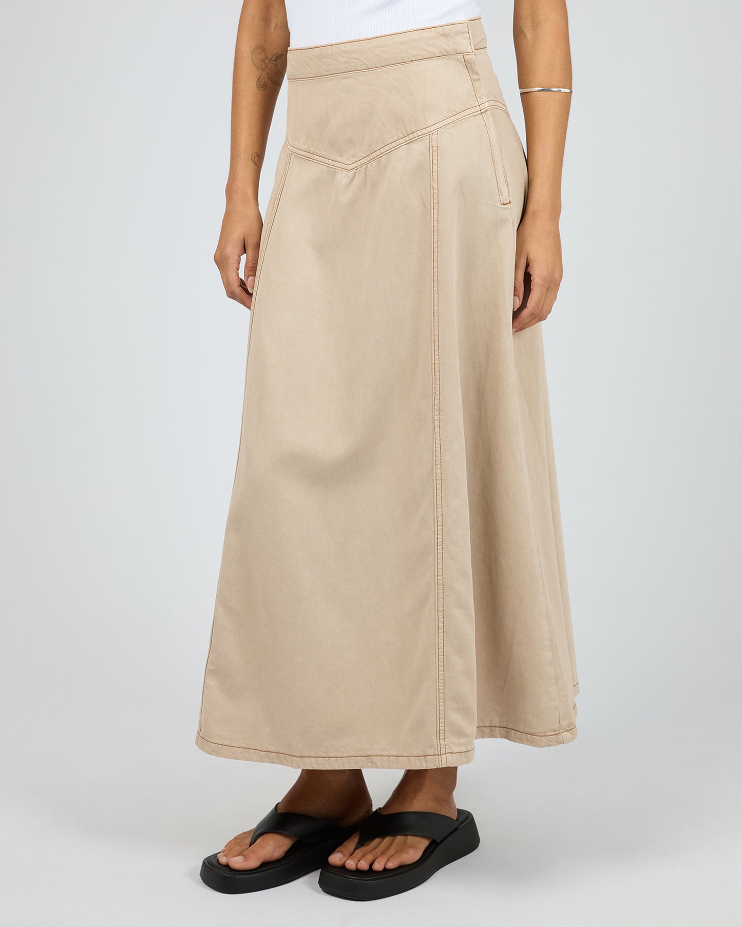 Silent Theory Cove Maxi Skirt | Beige