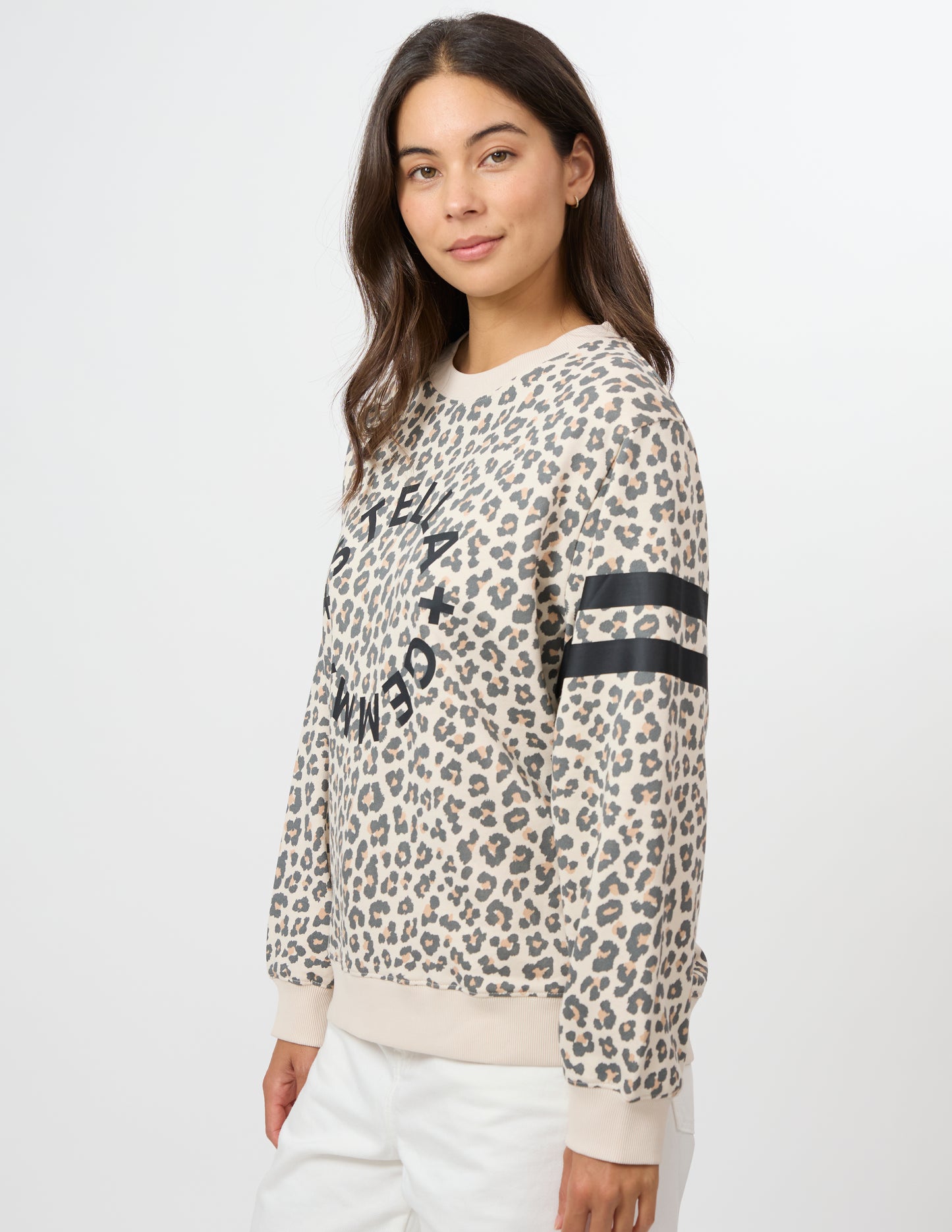 Stella + Gemma Essentials Sweatshirt | Leopard