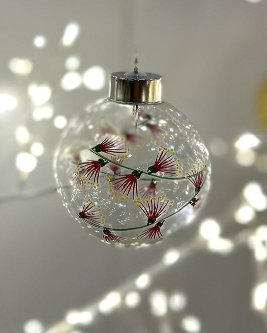 Stellar Lights Pohutukawa Glass Bauble