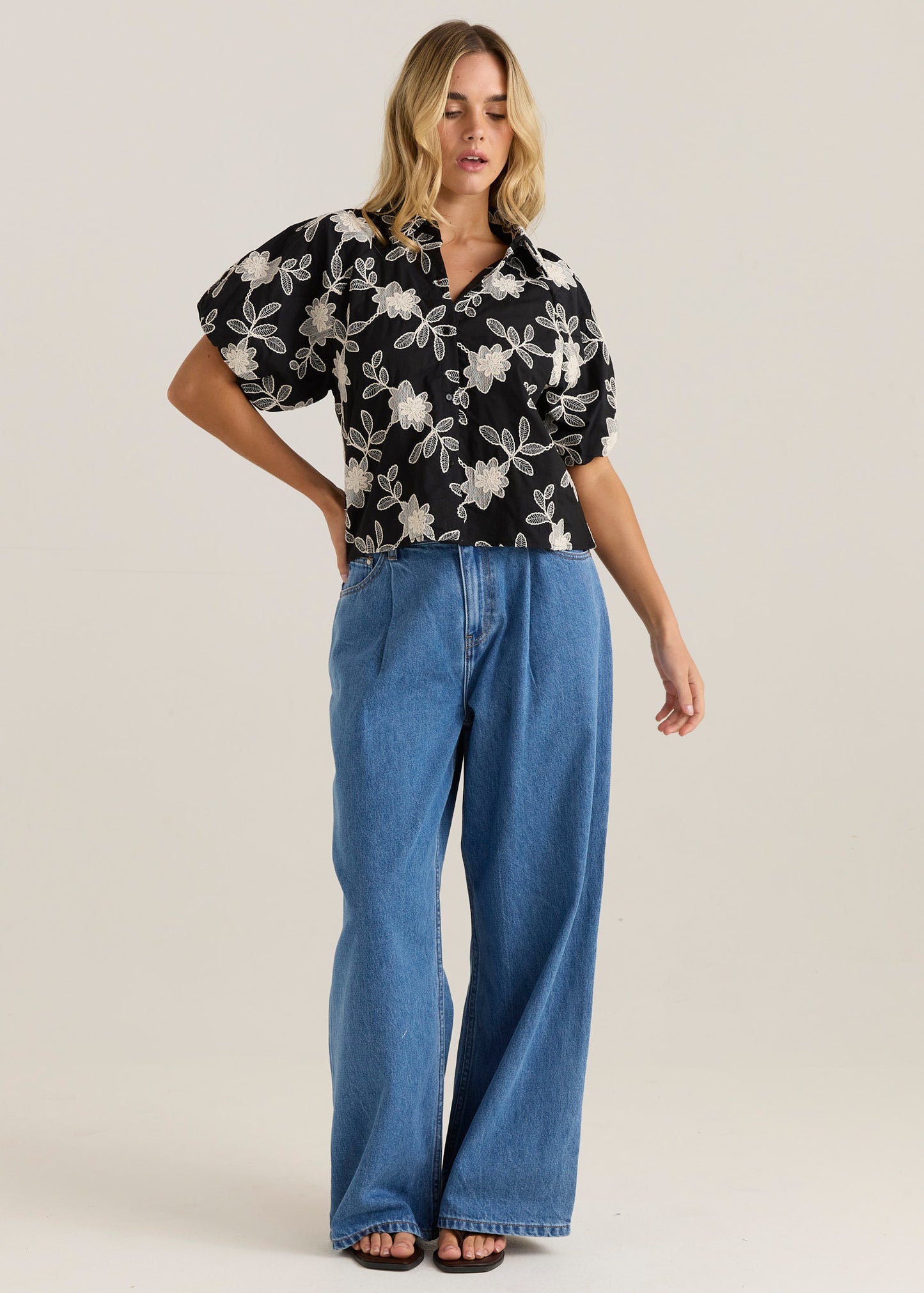 SASS Marlowe Bubble Sleeve Blouse | Black Cream Floral