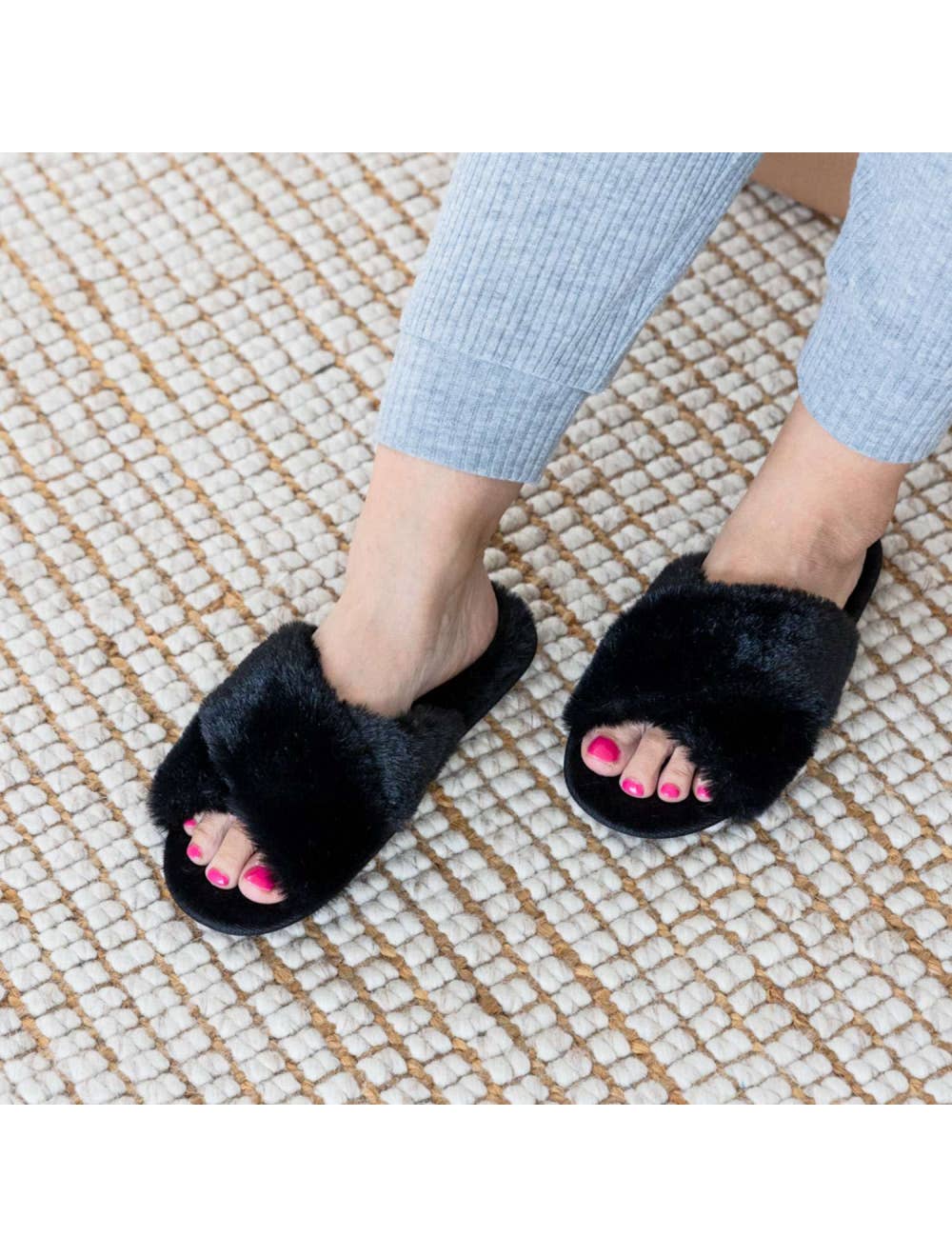SnuggUps Women's Cross Open Toe | Black