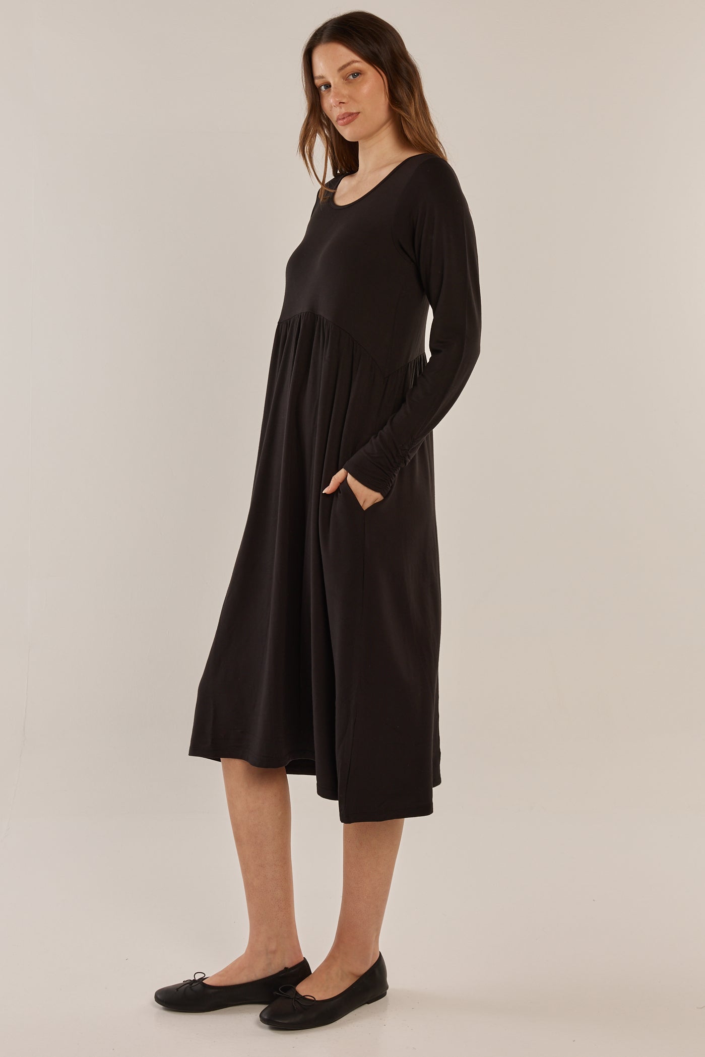 Betty Basics Caitlyn Dress | Black
