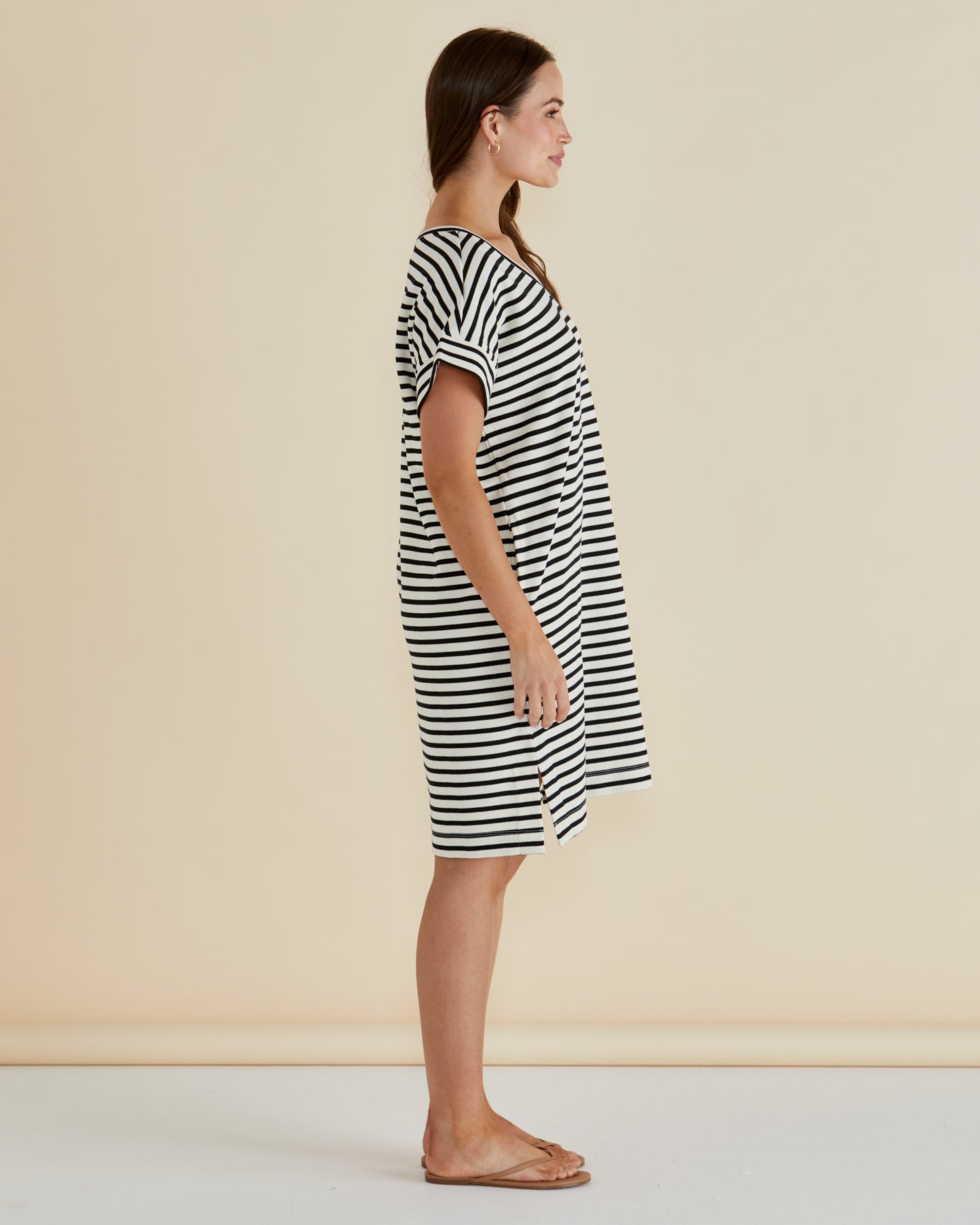 Betty Basics Elise V-Neck Rib Dress | Black White Stripe