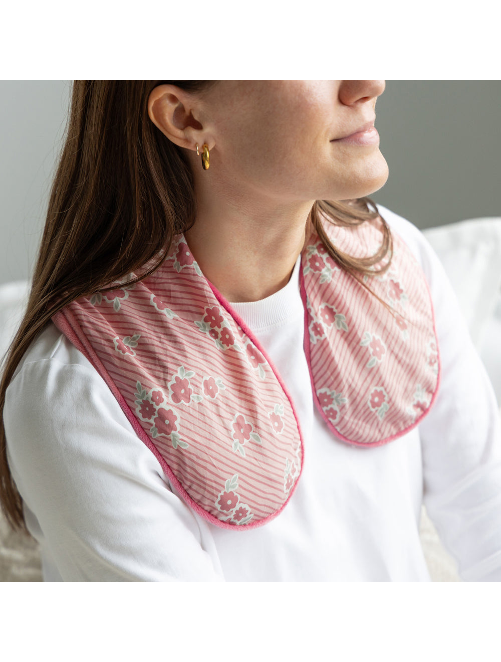 Love, Vera Neck Heat Pillow